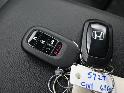 Used 2024 Honda Civic Touring image 28