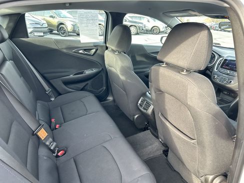 Used 2024 Chevrolet Malibu LT image 18