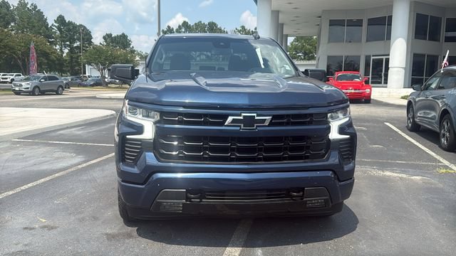 Used 2023 Chevrolet Silverado 1500 RST RWD image 2