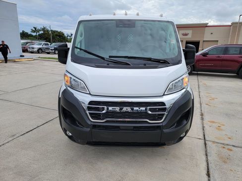 Used 2025 RAM ProMaster 2500 w/ U-Haul Equipment Group FWD image 8