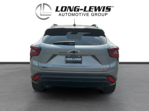 Used 2025 Chevrolet Trax RS w/ Driver Confidence Package FWD image 5