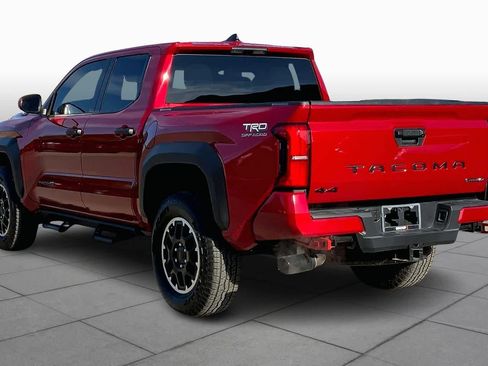 Used 2025 Toyota Tacoma TRD Off-Road image 11