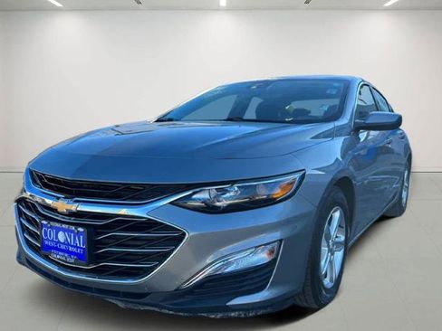 Used 2023 Chevrolet Malibu LS w/ Driver Confidence Package FWD image 1