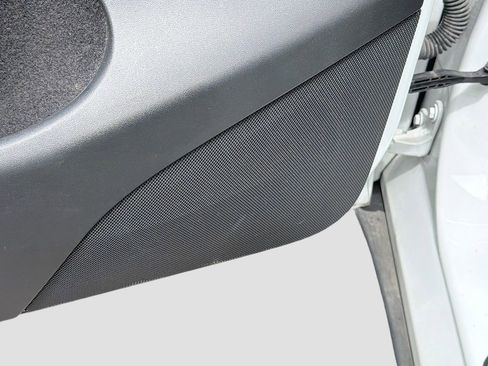 Used 2023 Tesla Model Y Long Range image 18