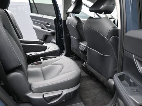 Used 2025 Toyota Grand Highlander AWD image 20