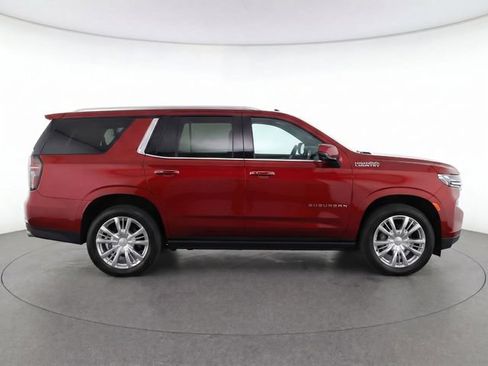 Used 2021 Chevrolet Suburban High Country w/ Premium Package 2 AWD/4WD image 8