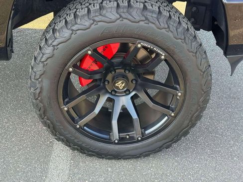 Used 2024 RAM 1500 Laramie image 9