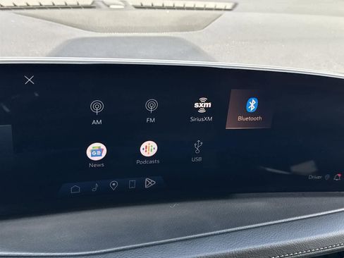 Used 2024 Cadillac XT4 Premium Luxury image 15