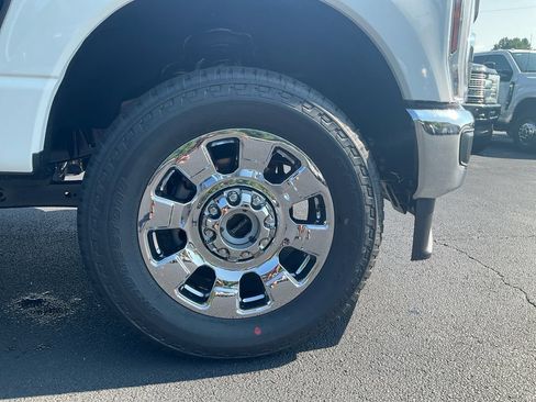 New 2026 Ford F250 Lariat w/ Chrome Package AWD/4WD image 10