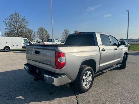 Used 2018 Toyota Tundra SR5 w/ SR5 Upgrade Package image 9