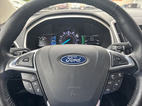 Used 2019 Ford Edge SEL w/ Equipment Group 201A AWD/4WD image 25