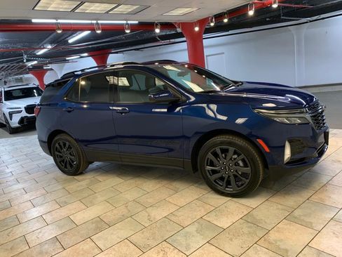 Used 2022 Chevrolet Equinox RS AWD/4WD image 4