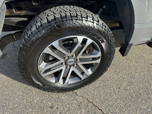 Used 2021 Ford F150 XL w/ STX Appearance Package image 40