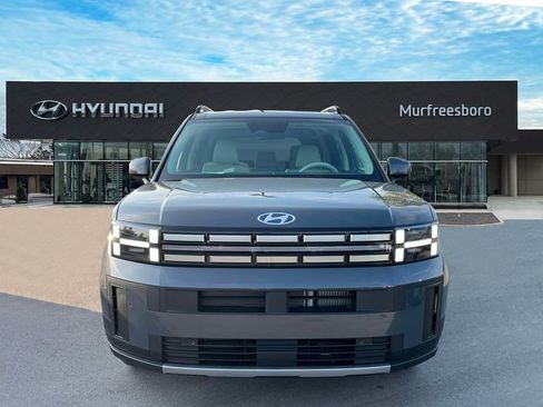 Used 2025 Hyundai Santa Fe SEL FWD image 3