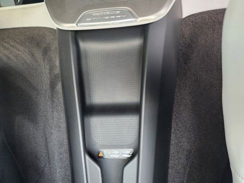 Used 2024 Chevrolet Corvette Stingray w/ Z51 Performance Package image 28