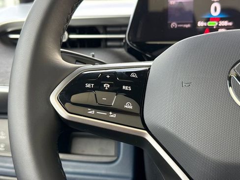 New 2025 Volkswagen ID. Buzz Pro S Plus image 36