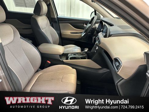 Used 2019 Hyundai Santa Fe SE image 18