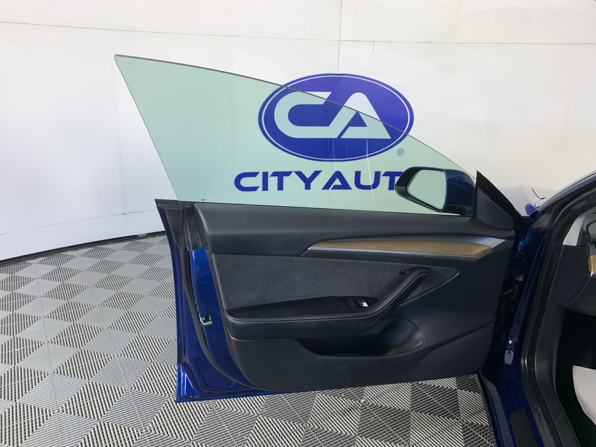 Used 2022 Tesla Model 3 Long Range AWD/4WD image 13