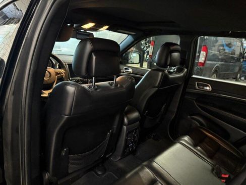 Used 2014 Jeep Grand Cherokee Limited w/ Trailer Tow Group IV AWD/4WD image 31