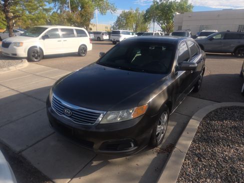 Used 2009 Kia Optima LX FWD image 2