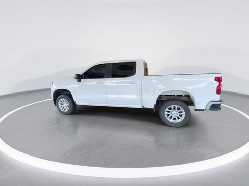 Used 2020 Chevrolet Silverado 1500 LT w/ Convenience Package AWD/4WD image 5