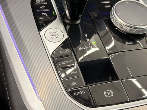 Certified 2023 BMW X5 xDrive40i w/ M Sport Package image 28