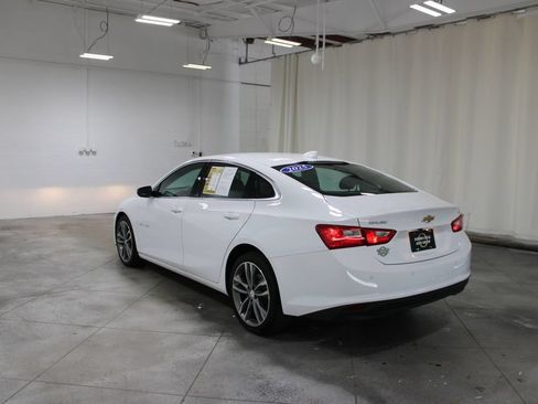 Used 2025 Chevrolet Malibu LT FWD image 7