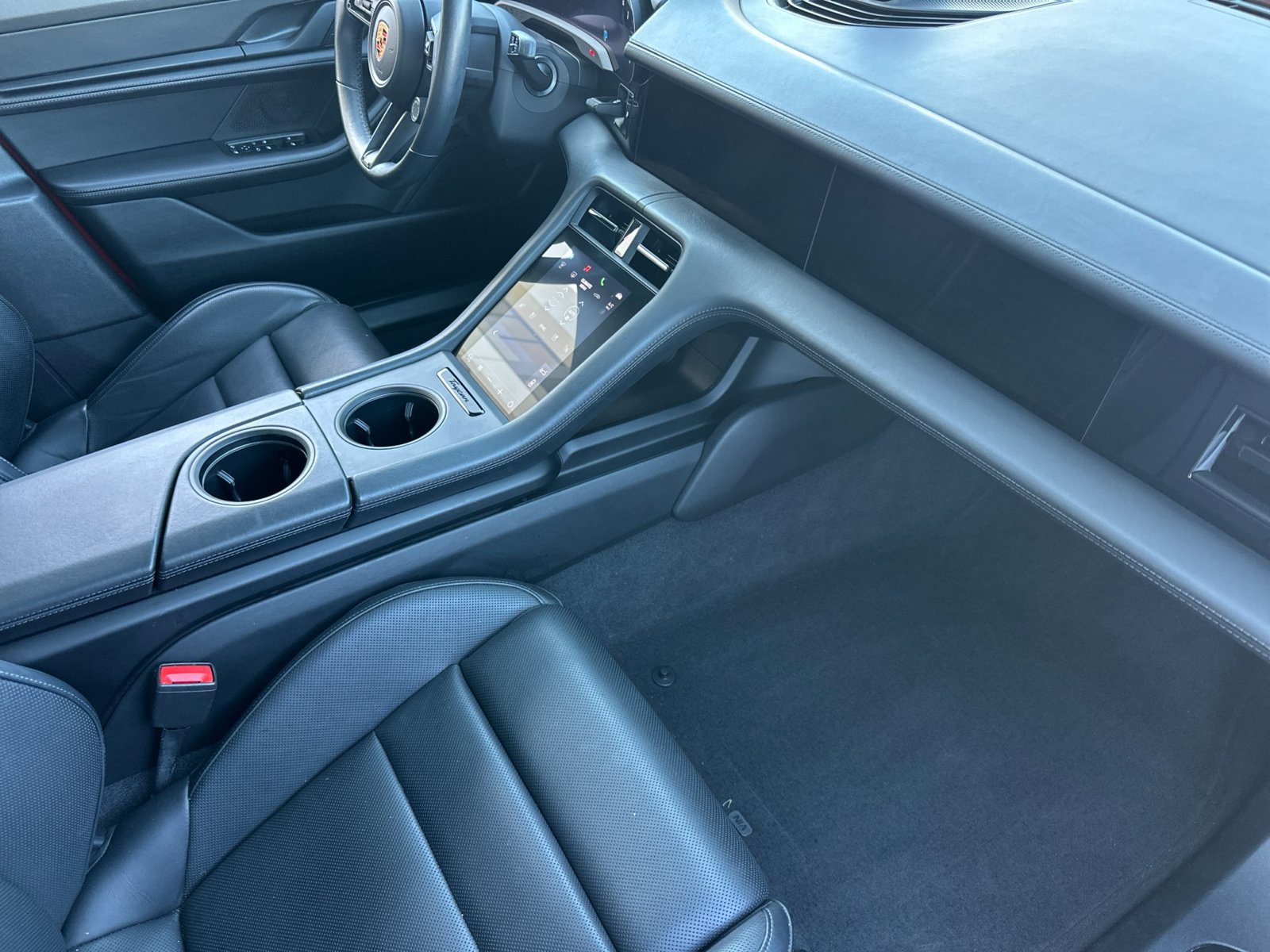 Certified 2023 Porsche Taycan GTS AWD/4WD image 28