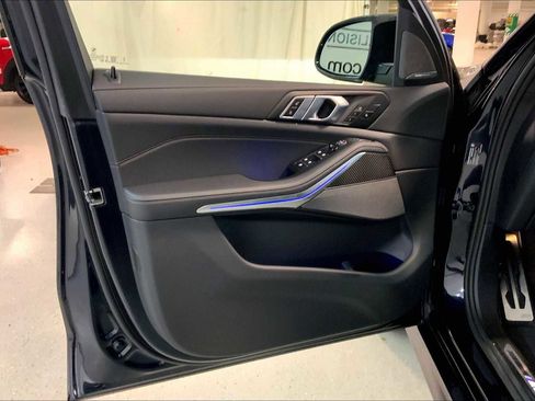 Used 2026 BMW X5 M60i image 21