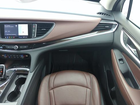 Used 2020 Buick Enclave Avenir w/ LPO, Floor Liner Package FWD image 15