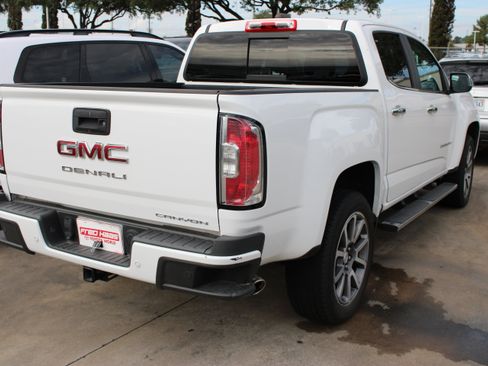Used 2022 GMC Canyon Denali AWD/4WD image 10