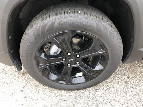 Used 2025 Chevrolet Equinox LT w/ Midnight Edition AWD/4WD image 9