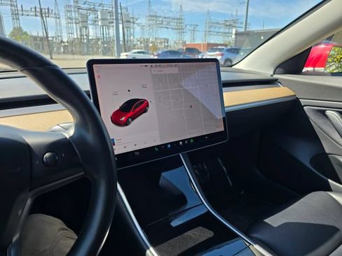 Used 2018 Tesla Model 3 Long Range RWD image 25
