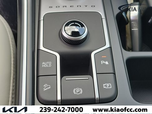 New 2026 Kia Sorento EX FWD image 28