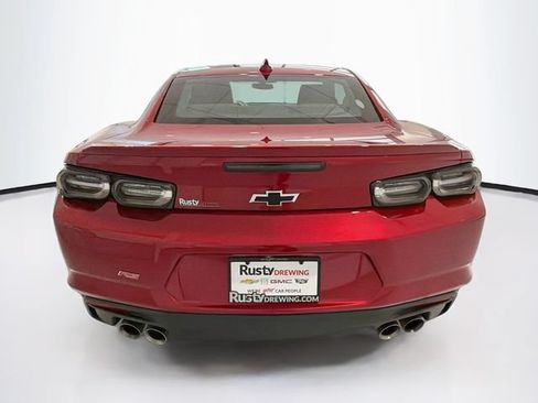 Used 2021 Chevrolet Camaro LT w/ Wild Cherry Design Package 1 RWD image 6