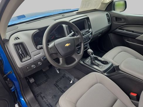 Used 2022 Chevrolet Colorado W/T AWD/4WD image 18