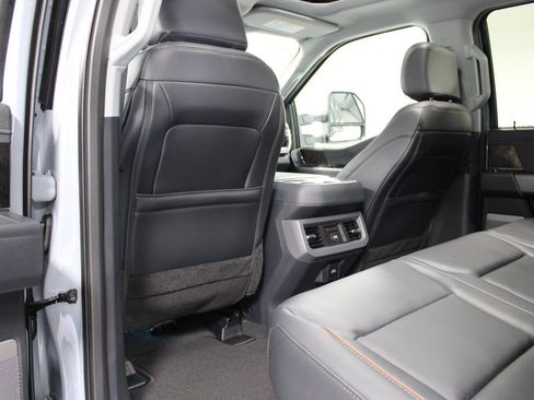 New 2026 Ford F250 Lariat w/ Chrome Package image 27