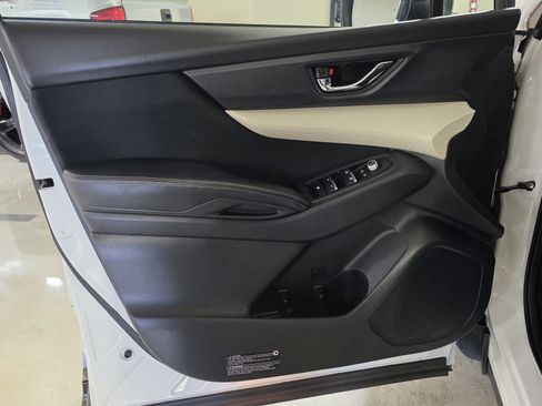 Used 2021 Subaru Ascent Premium w/ Convenience Package image 21