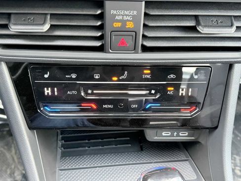 New 2026 Volkswagen Jetta SE image 14