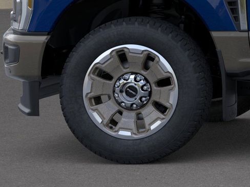 New 2026 Ford F250 King Ranch w/ FX4 Off-Road Package image 19