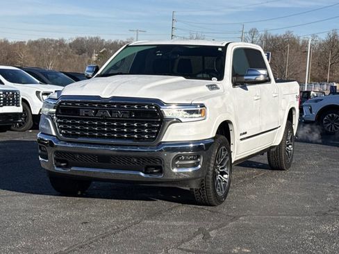 Used 2025 RAM 1500 Limited w/ Off Road Group image 13