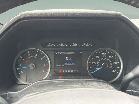 Used 2015 Ford F150 XLT w/ Equipment Group 302A Luxury image 25