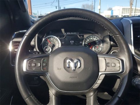 Used 2024 RAM 1500 Laramie image 15