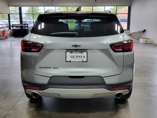 New 2026 Chevrolet Blazer LT w/ Midnight/Sport Edition AWD/4WD image 6