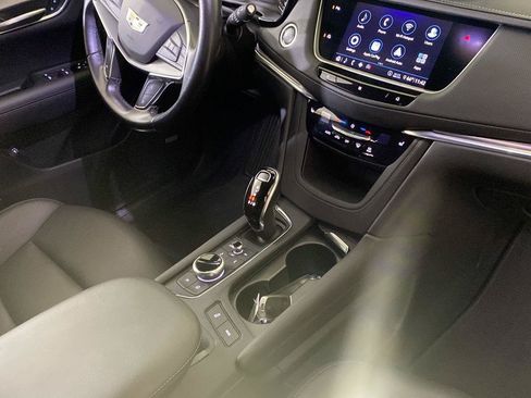 Used 2020 Cadillac XT5 Luxury AWD/4WD image 36