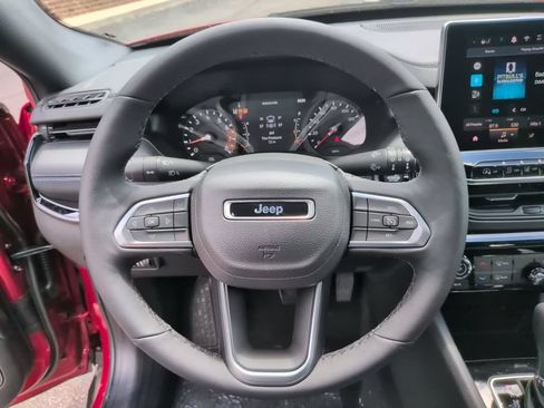 New 2026 Jeep Compass Latitude AWD/4WD image 23