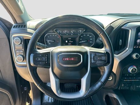 Used 2020 GMC Sierra 1500 SLT RWD image 13