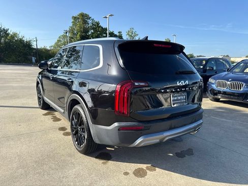 Used 2022 Kia Telluride SX FWD image 3