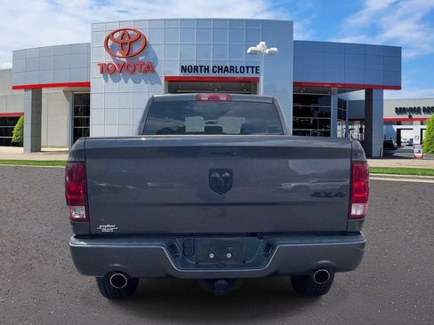 Used 2018 RAM 1500 Express w/ Express Value Package AWD/4WD image 6