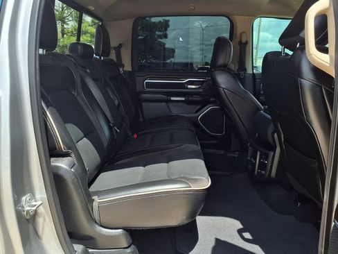 Used 2019 RAM 1500 Laramie AWD/4WD image 14
